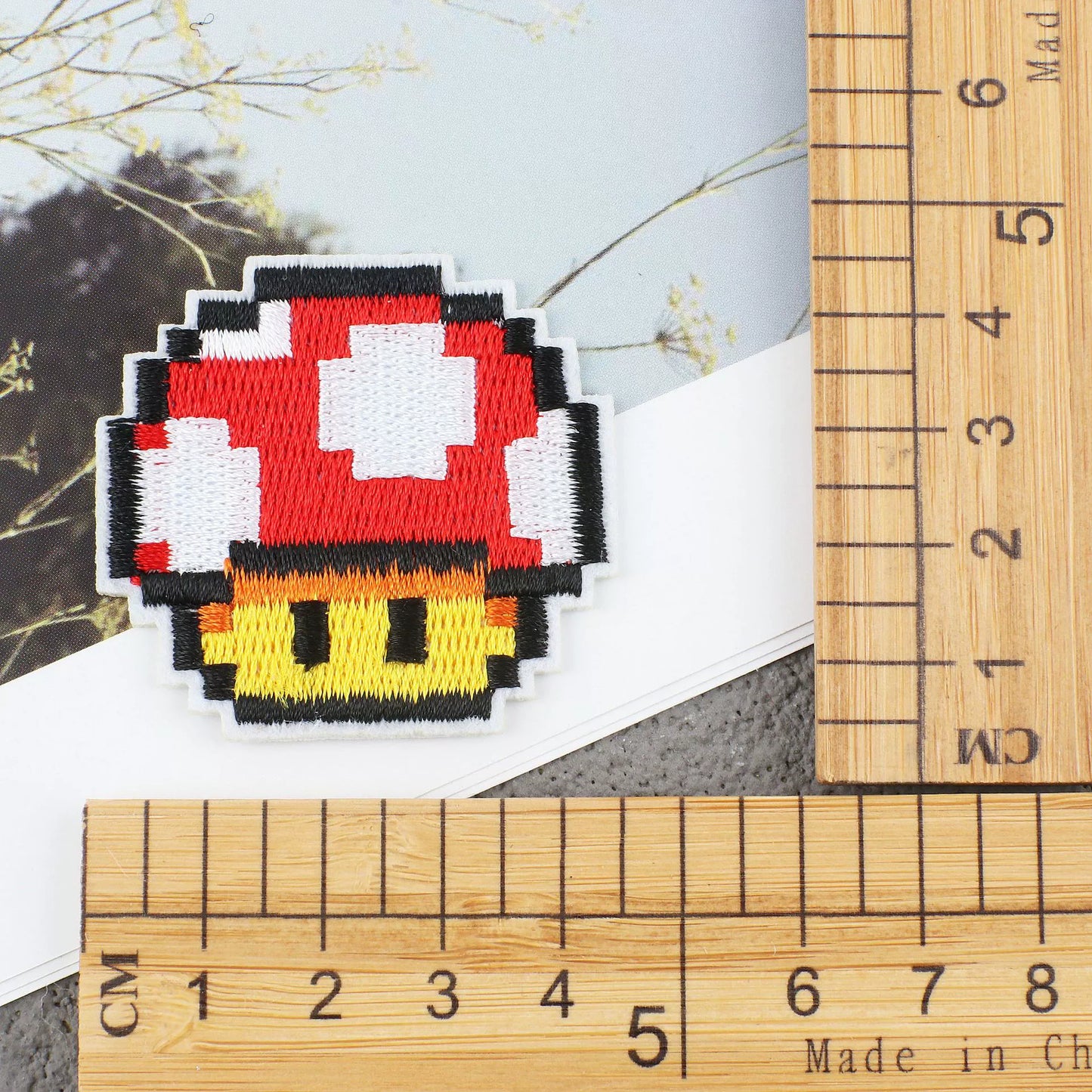 New pixel style cartoon embroidery sticker mosaic cloth sticker retro patch sticker game character computer embroidery badge