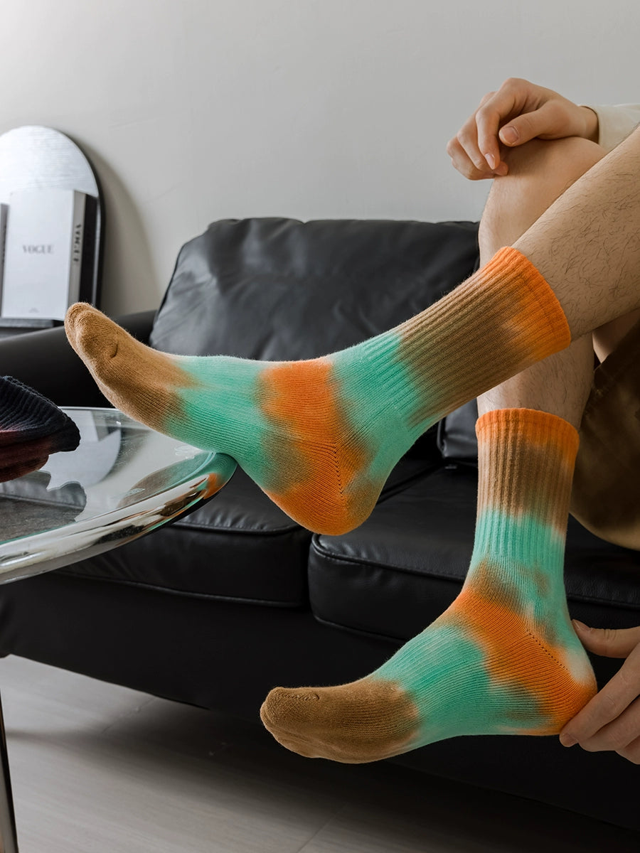 Tie-dye socks for men and women, cotton terry, thickened warm couple sports stockings, ins fashion brand