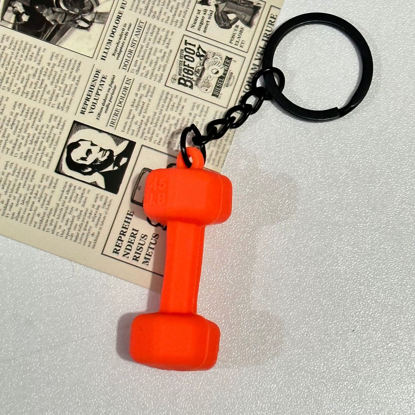 Mini detachable large barbell fitness peripheral keychain, high-value MIU system bag pendant, accessories.