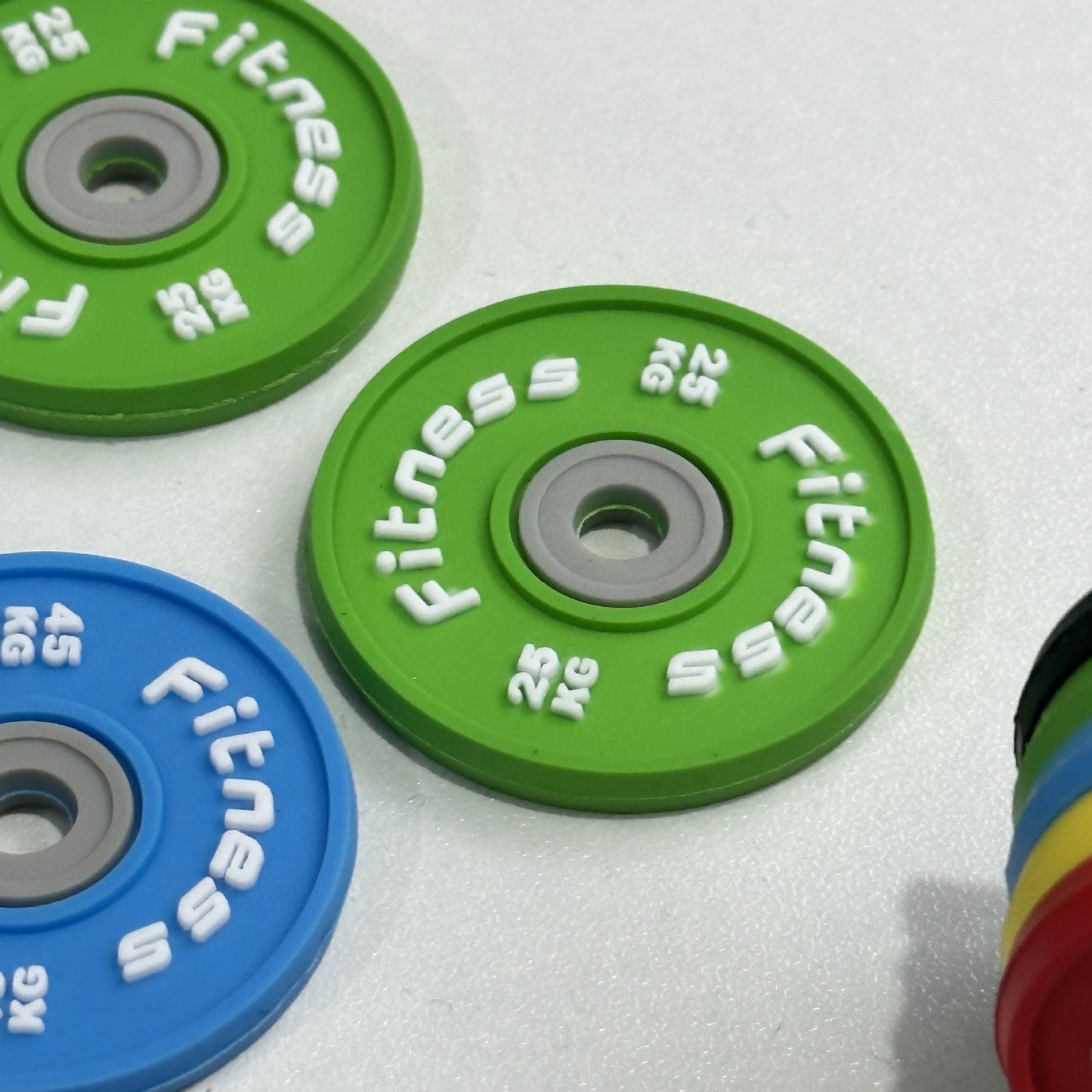 Mini detachable large barbell fitness peripheral keychain, high-value MIU system bag pendant, accessories.