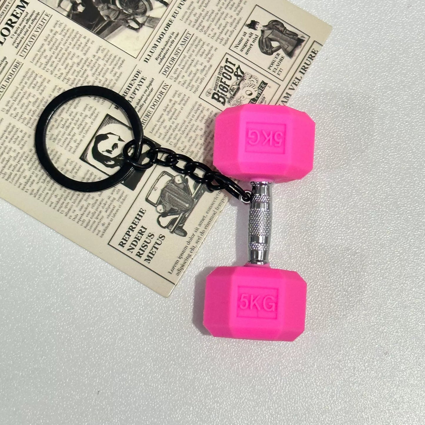 Mini detachable large barbell fitness peripheral keychain, high-value MIU system bag pendant, accessories.