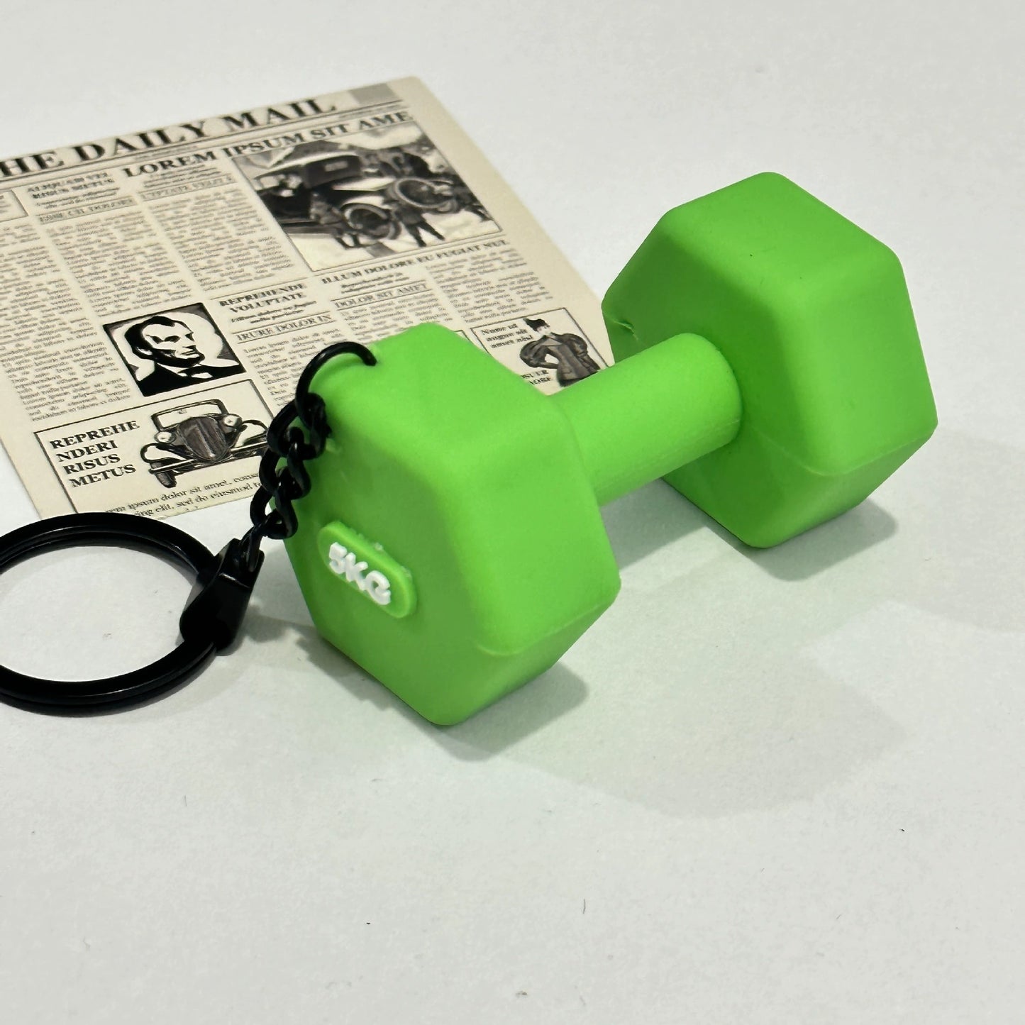 Mini detachable large barbell fitness peripheral keychain, high-value MIU system bag pendant, accessories.