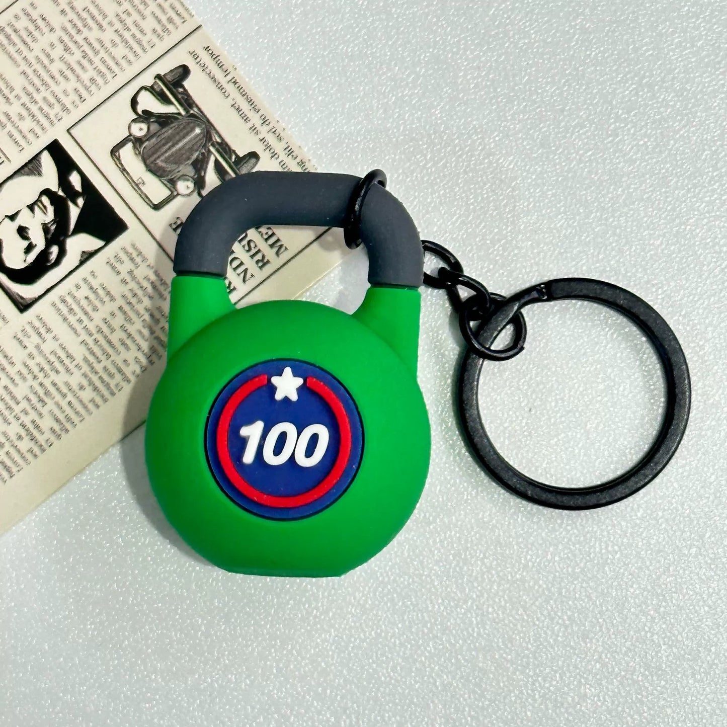 Mini detachable large barbell fitness peripheral keychain, high-value MIU system bag pendant, accessories.