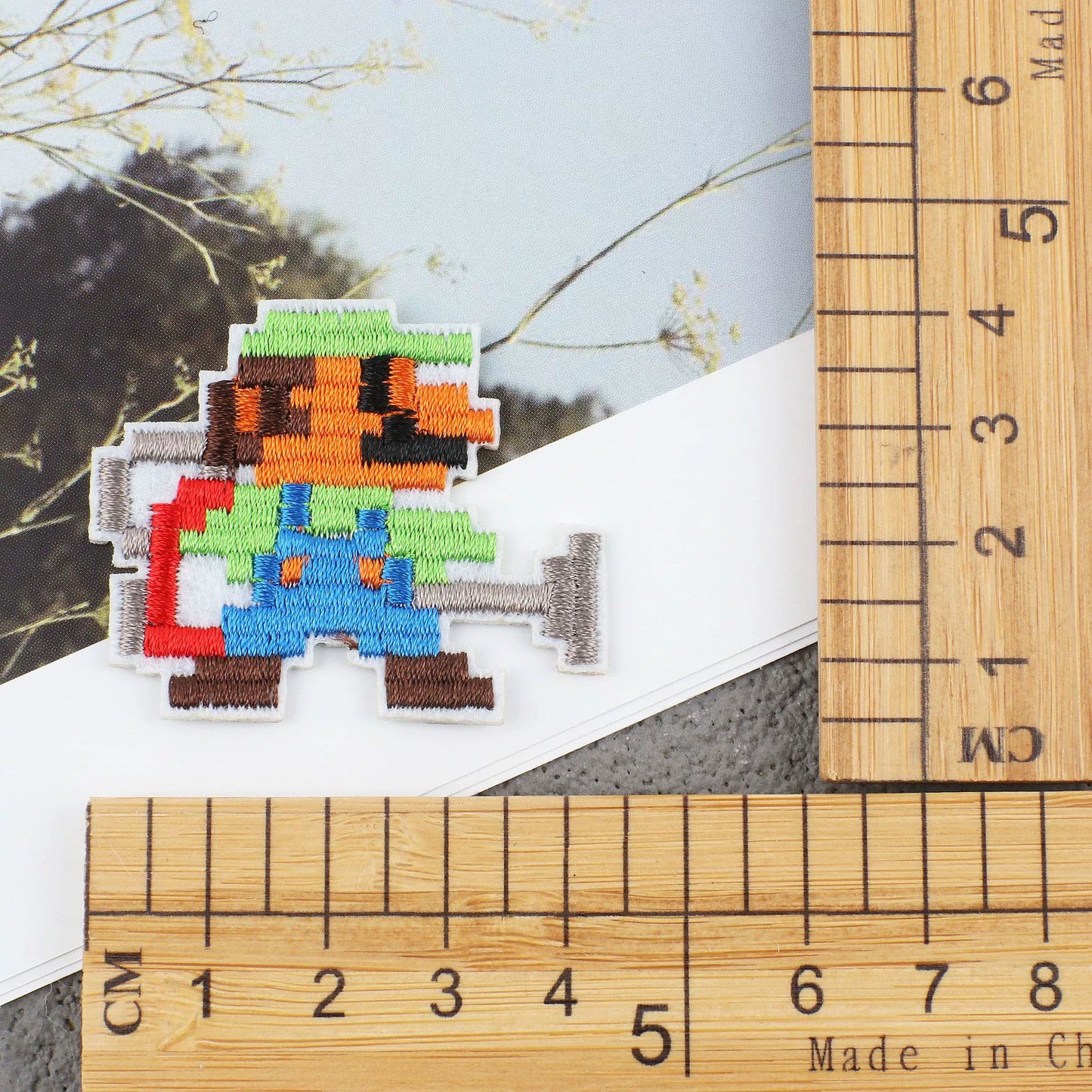 New pixel style cartoon embroidery sticker mosaic cloth sticker retro patch sticker game character computer embroidery badge